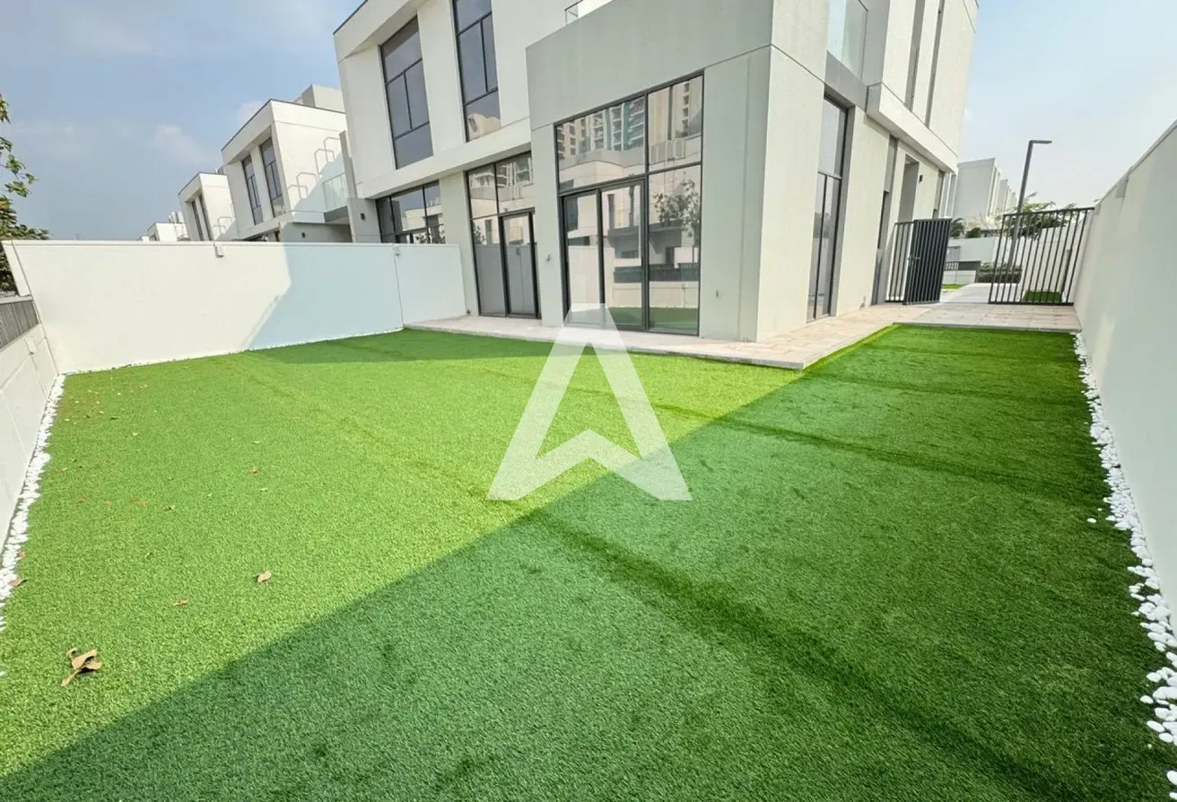 Corner Unit | Park View | Type A | Large Plot