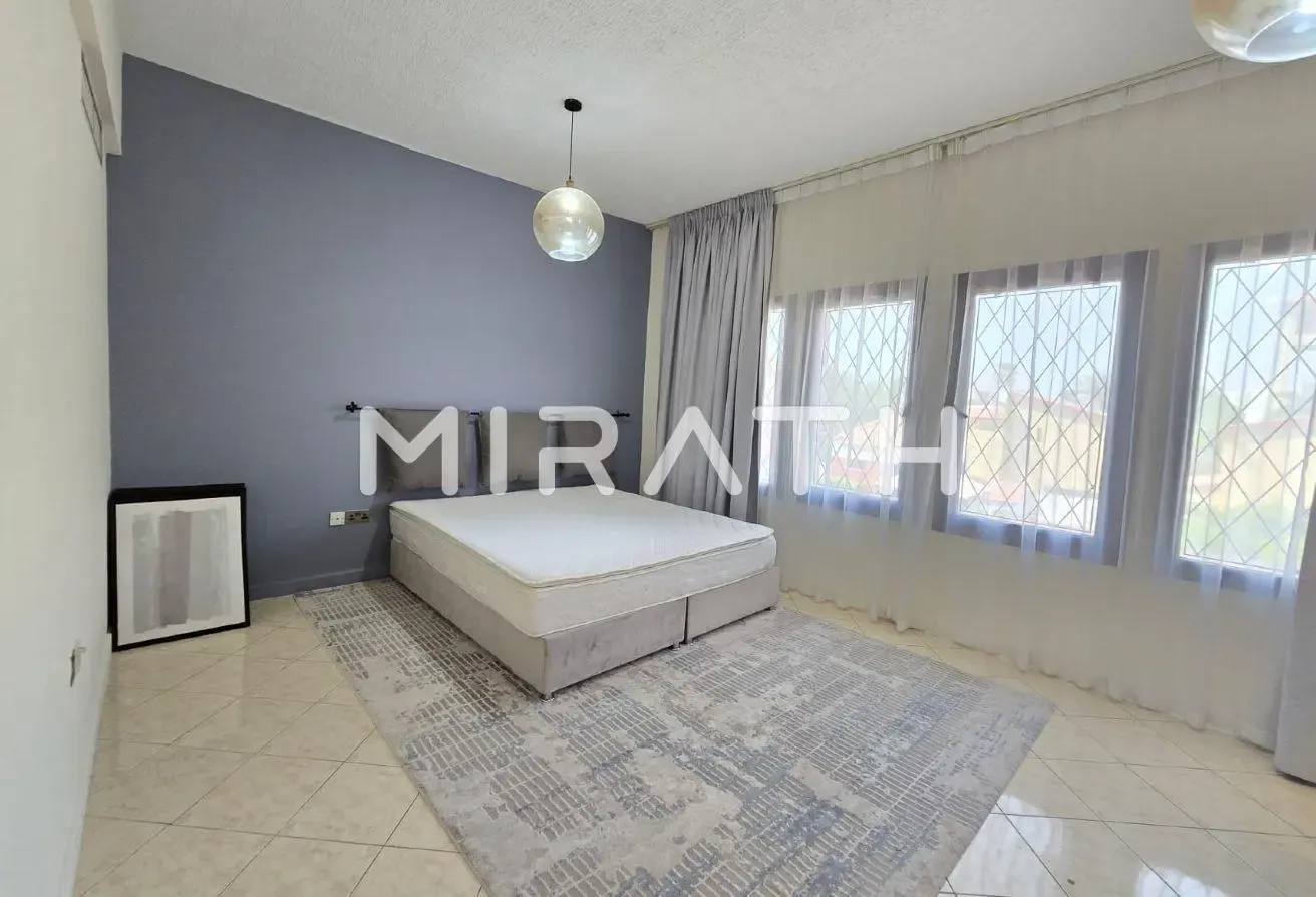 FULLY FURNISHED VILLA WITH PRIVATE GARDEN