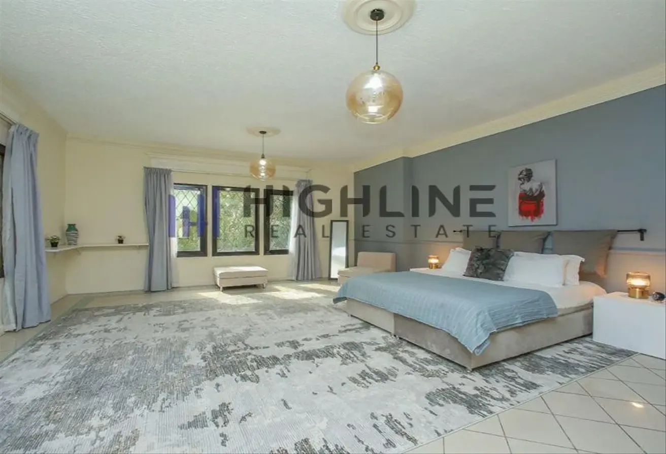 Majestic Upgraded House | Private Pool and Jacuzzi