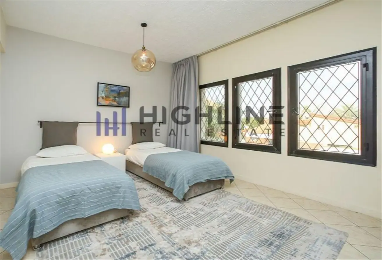 Majestic Upgraded House | Private Pool and Jacuzzi