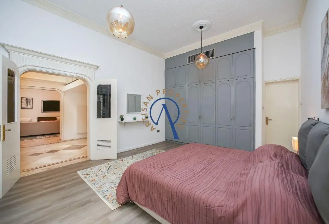 ENGLISH STYLE | FURNISHED | MAID ROOM | VILLA