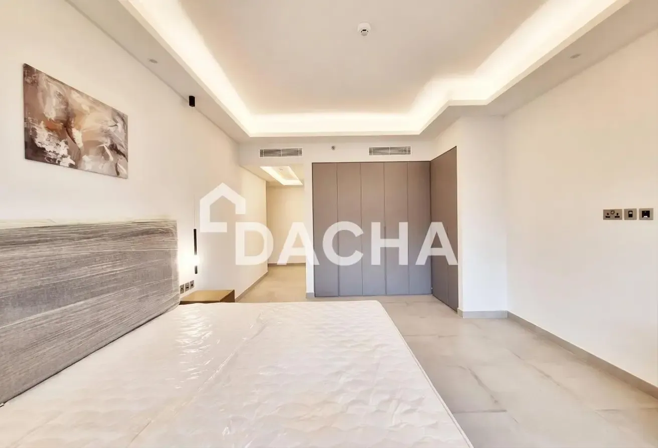 Gas and Chiller Free | Jumeirah Island Views