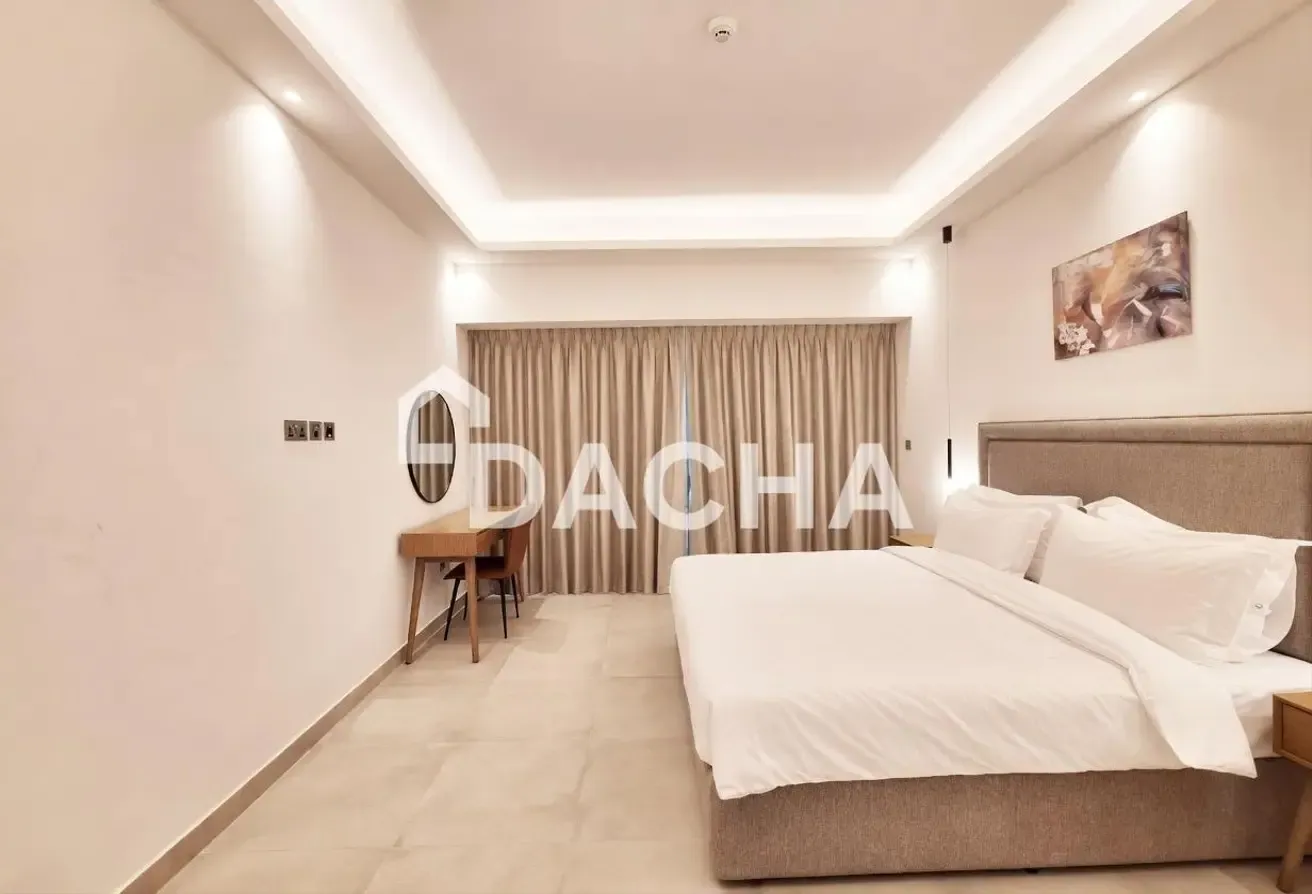 Gas and Chiller Free | Jumeirah Island Views