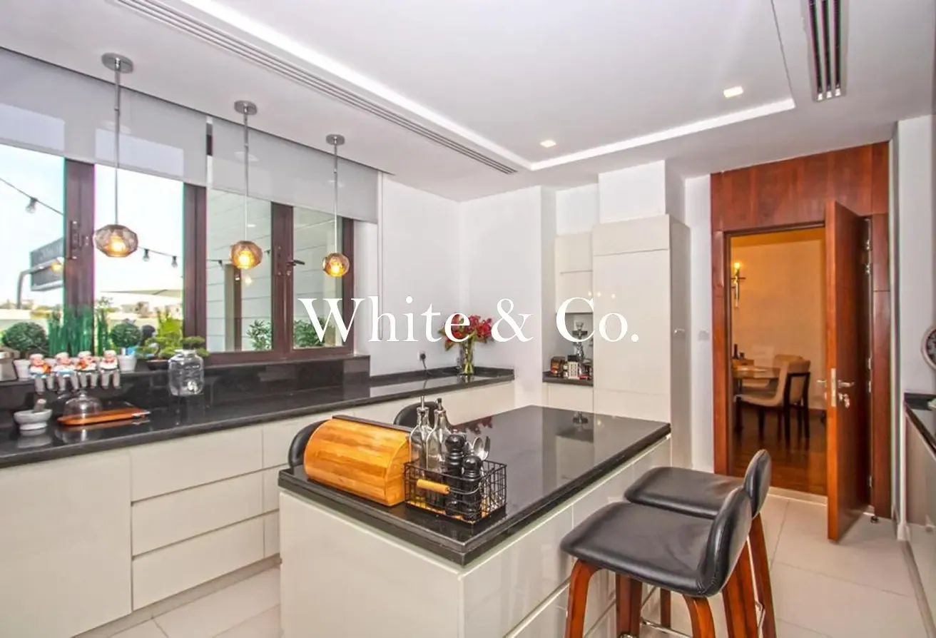 Upgraded | Furnished |  pool | single row