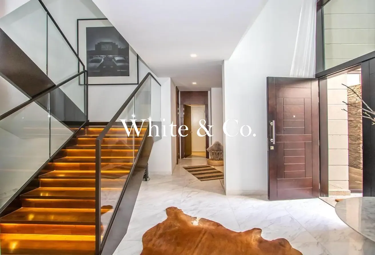 Upgraded | Furnished |  pool | single row