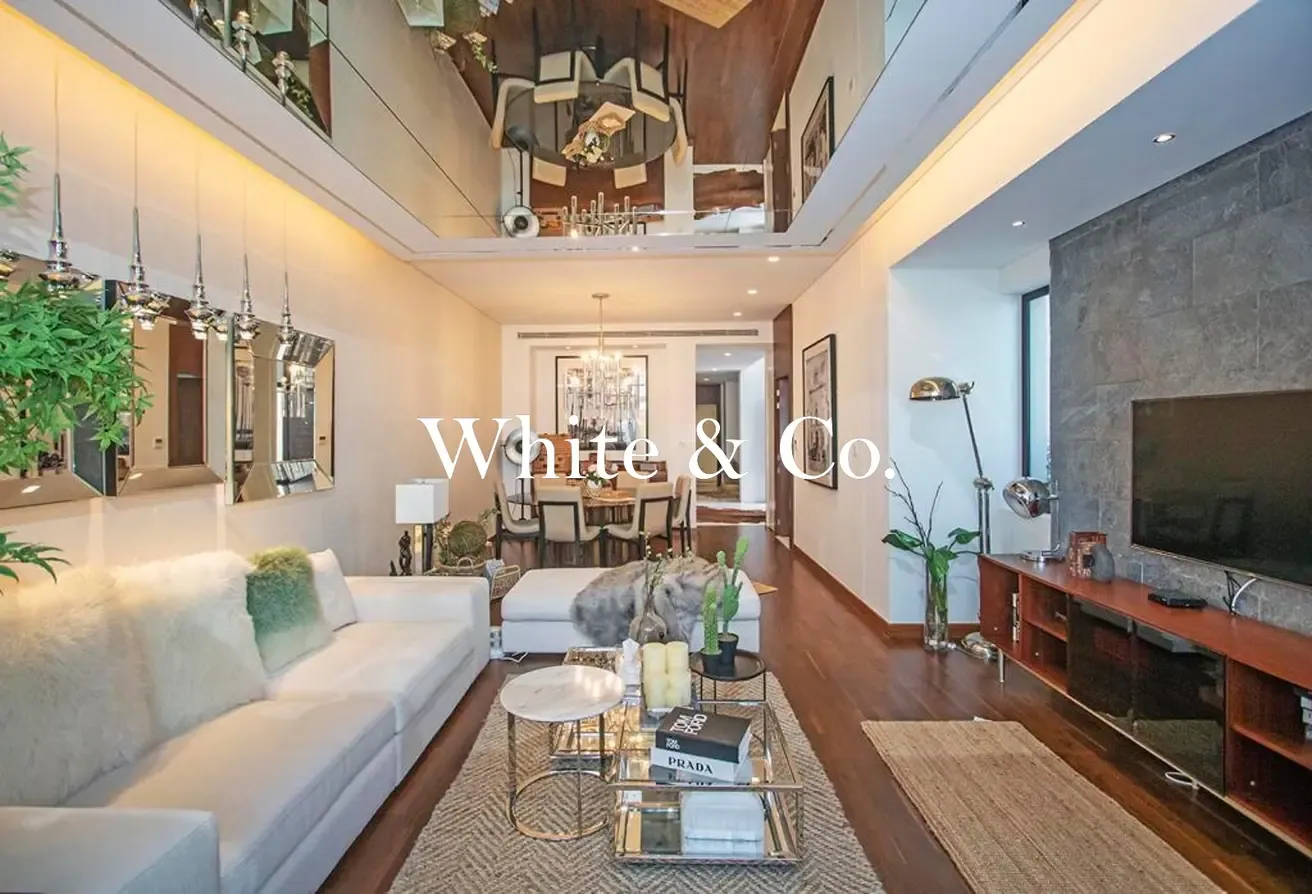 Upgraded | Furnished |  pool | single row