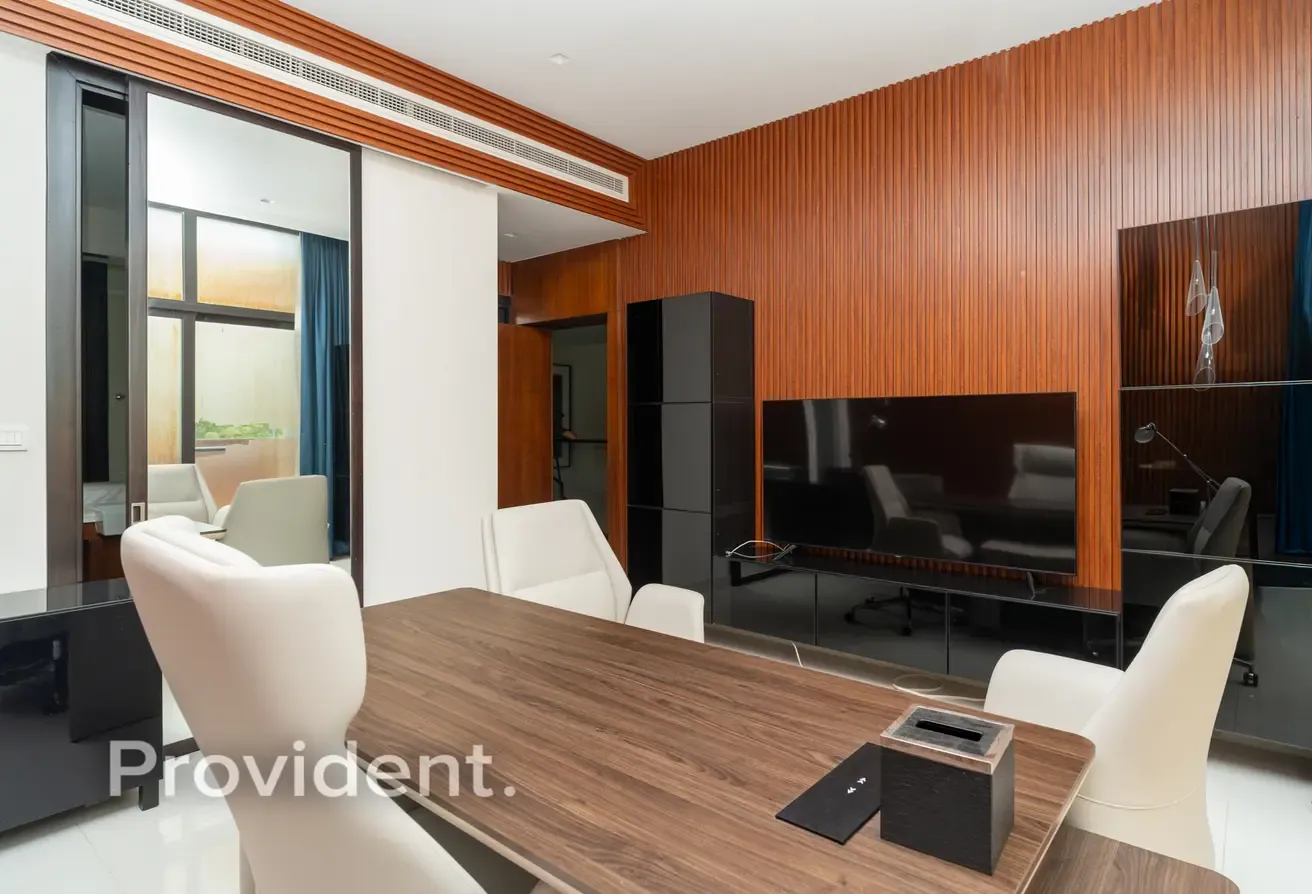 Biggest 4BR Layout | Ready to Move | Furnished