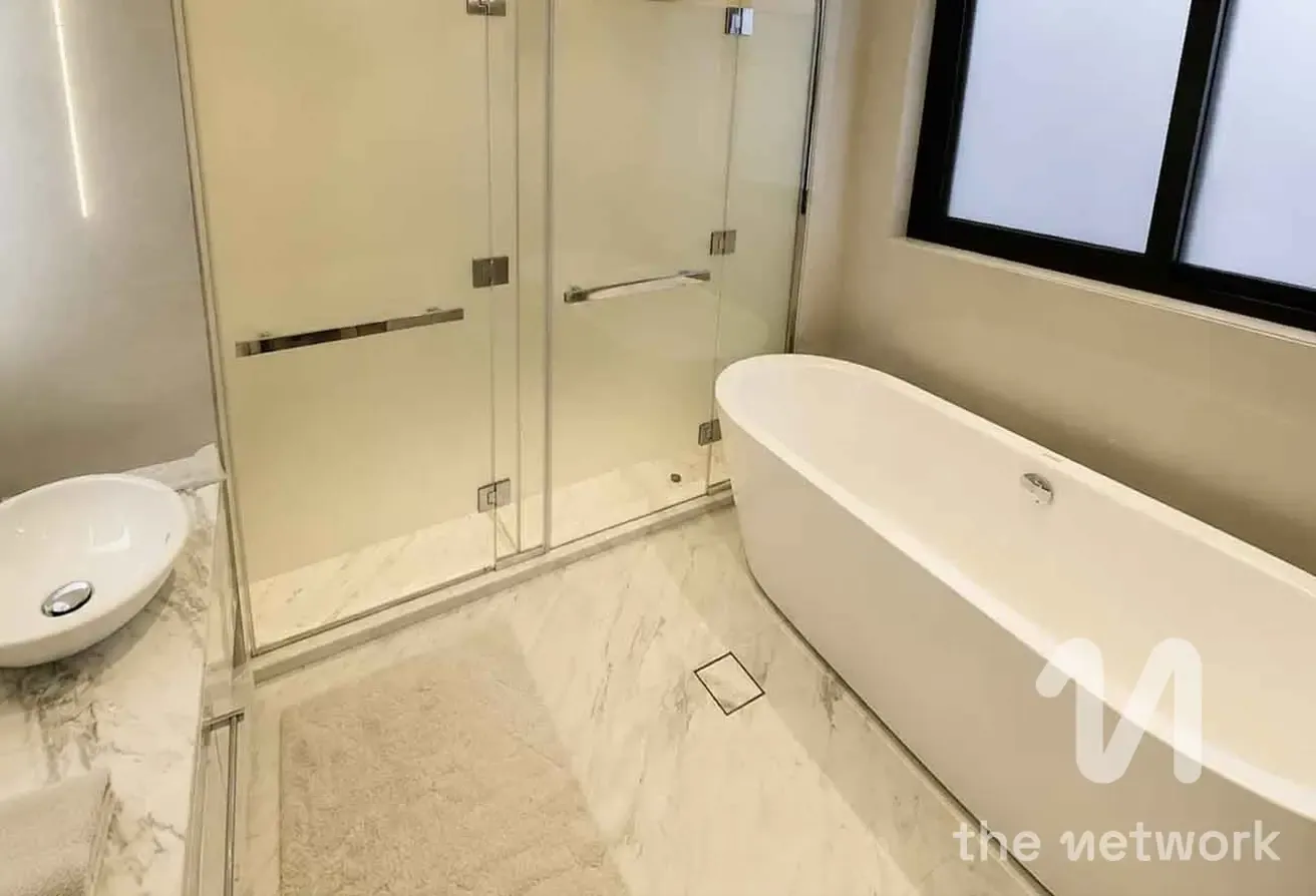 Single Row | Fully Furnished | Maids Room