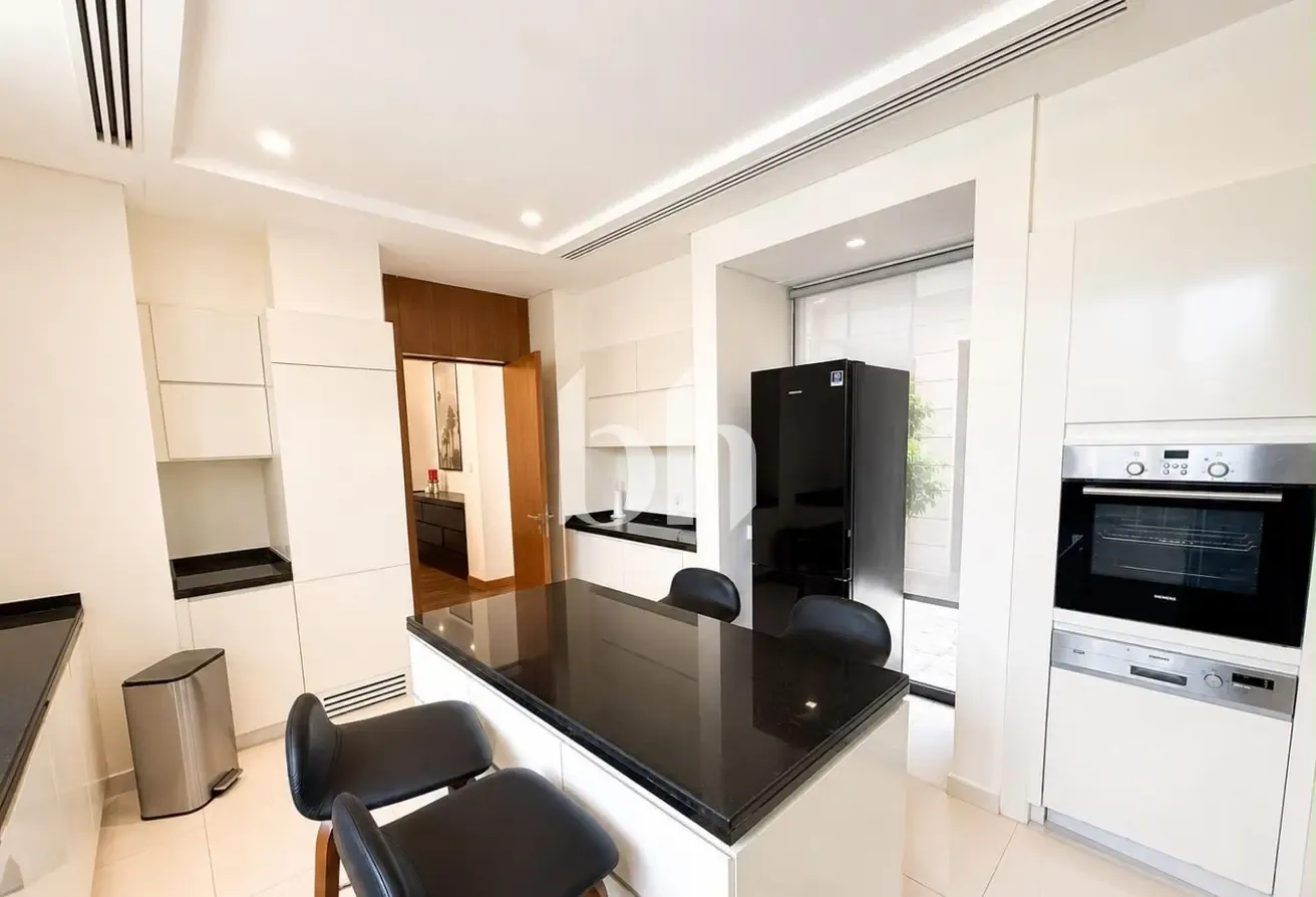 Beautifully Furnished | Private Pool | Upgraded