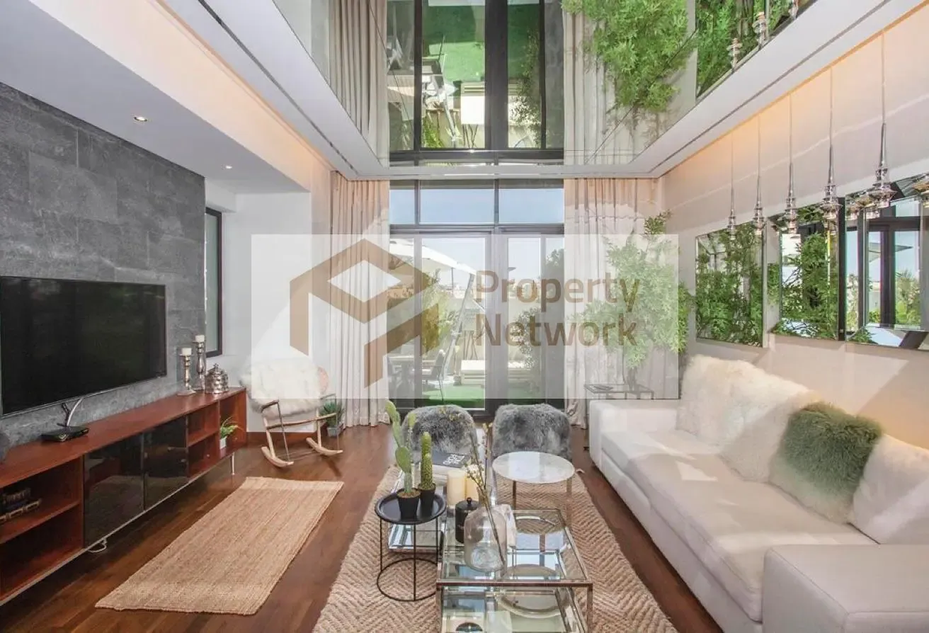 Fully Furnished | Private pool | Paramount Finish