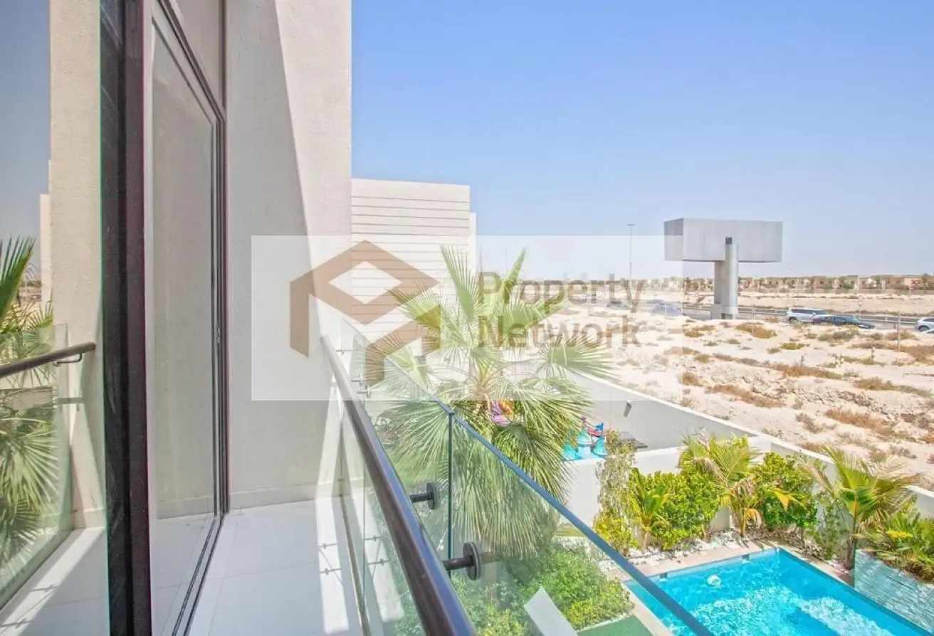 Fully Furnished | Private pool | Paramount Finish