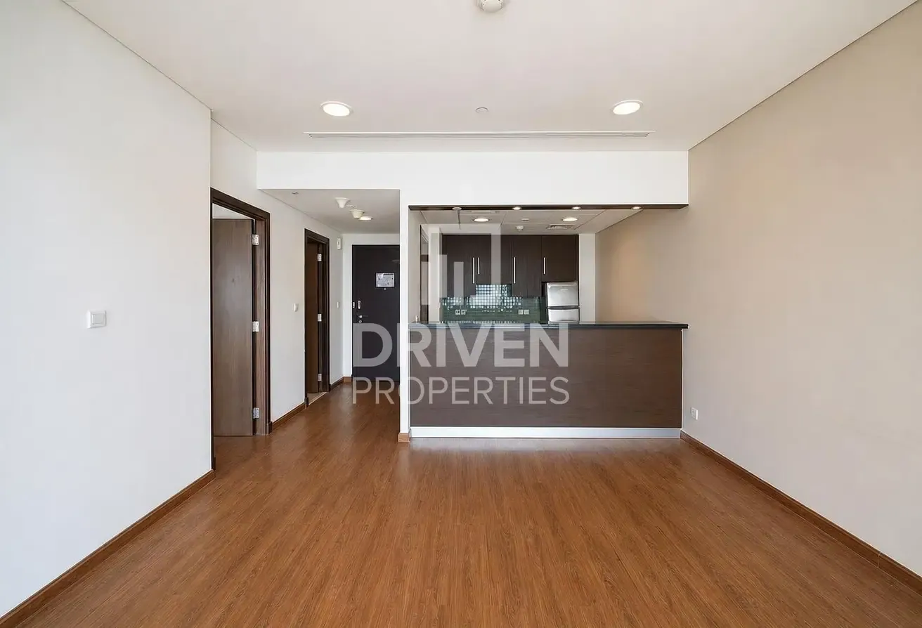 High Floor | Ready to Move in | Spacious