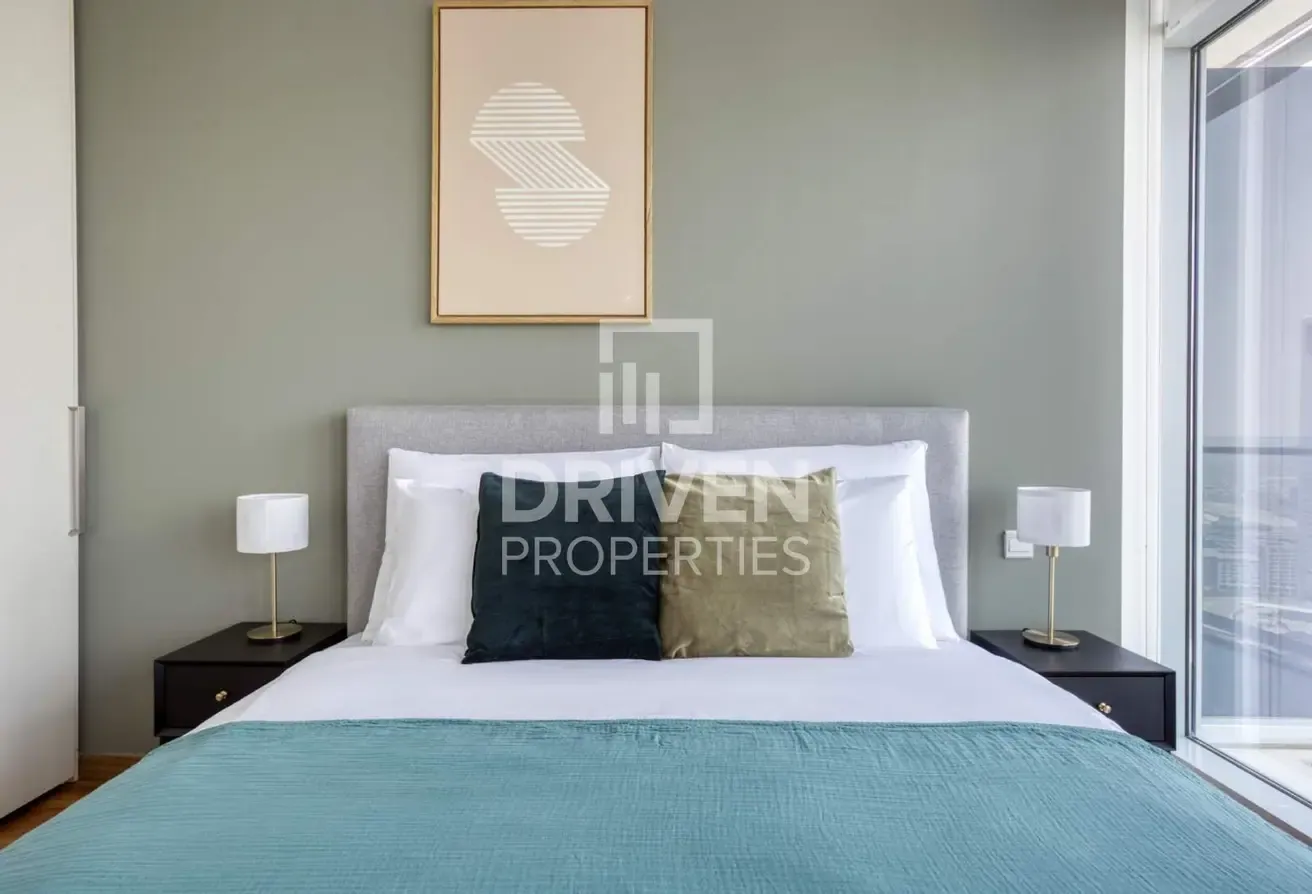 Spacious Balcony | Sea View | 12 Cheques