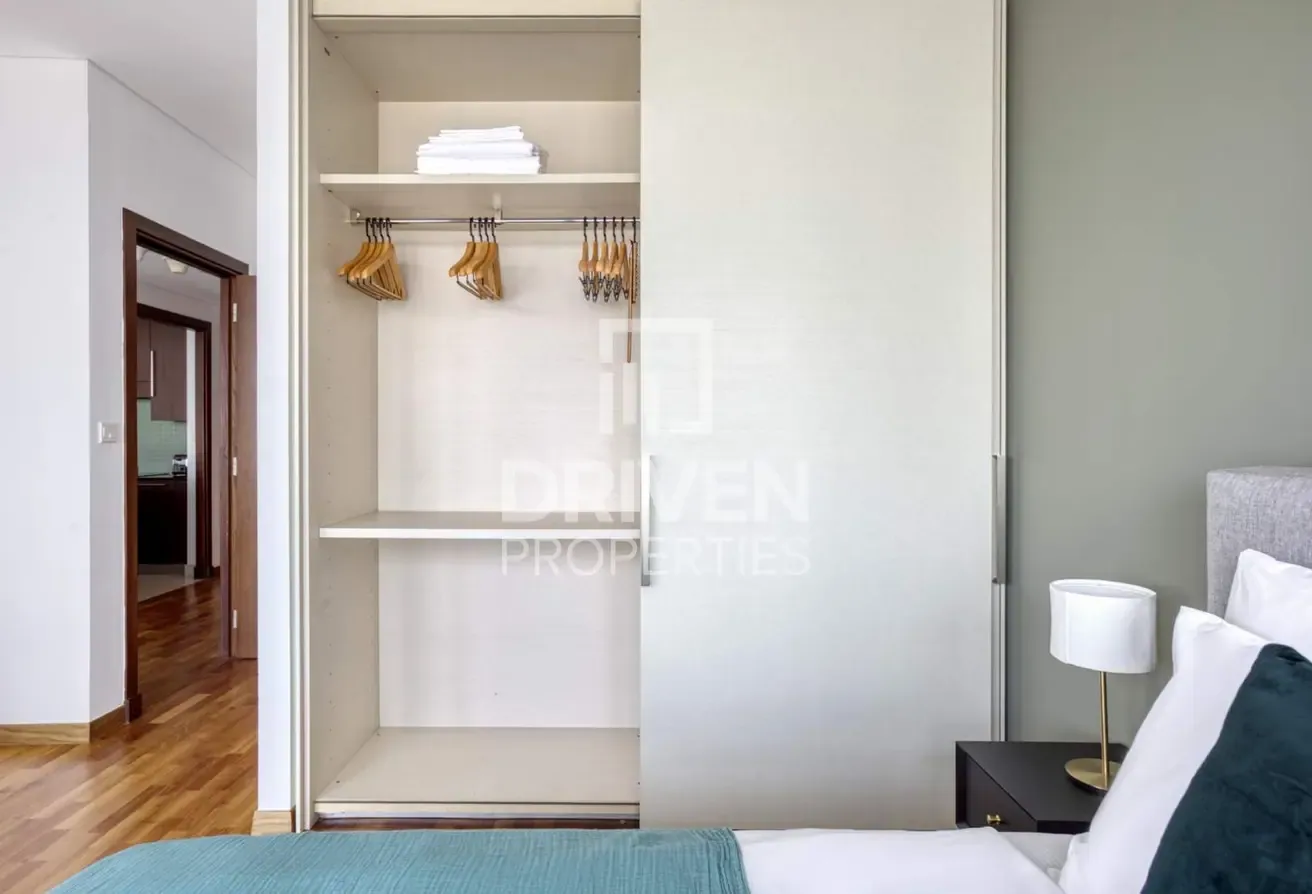 Spacious Balcony | Sea View | 12 Cheques