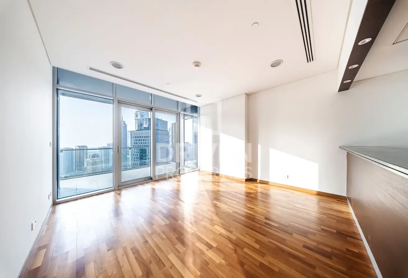 DIFC View | Unfurnished Apt | Vacant May