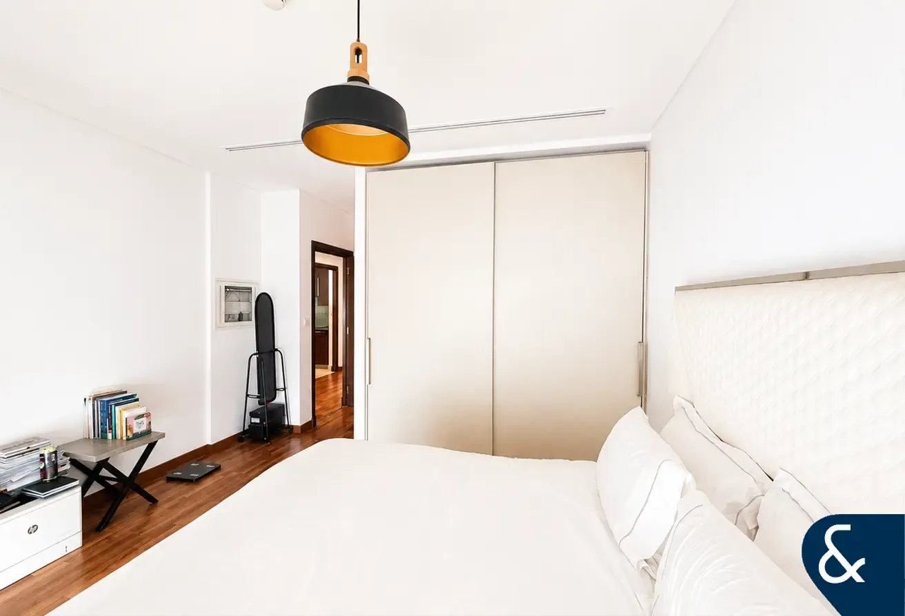 One Bedroom | DIFC View | Large Balcony