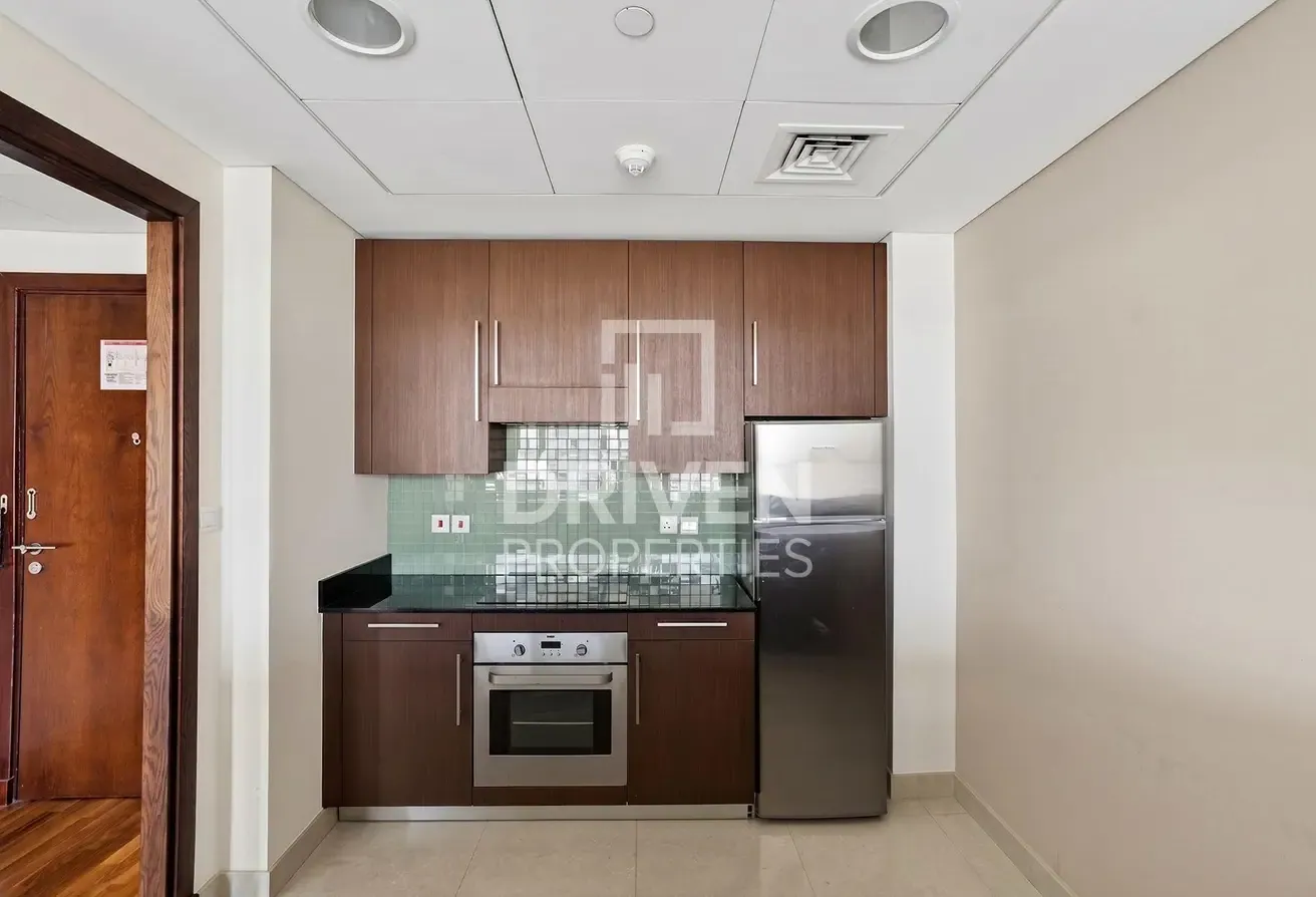 Stunning Sea View | Great Location | Vacant