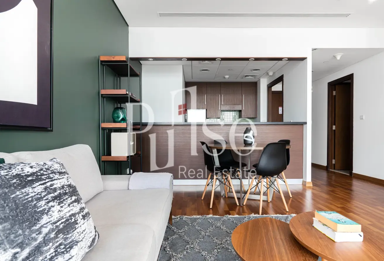 High Floor 1BR | Skyline Views | 6 Cheques
