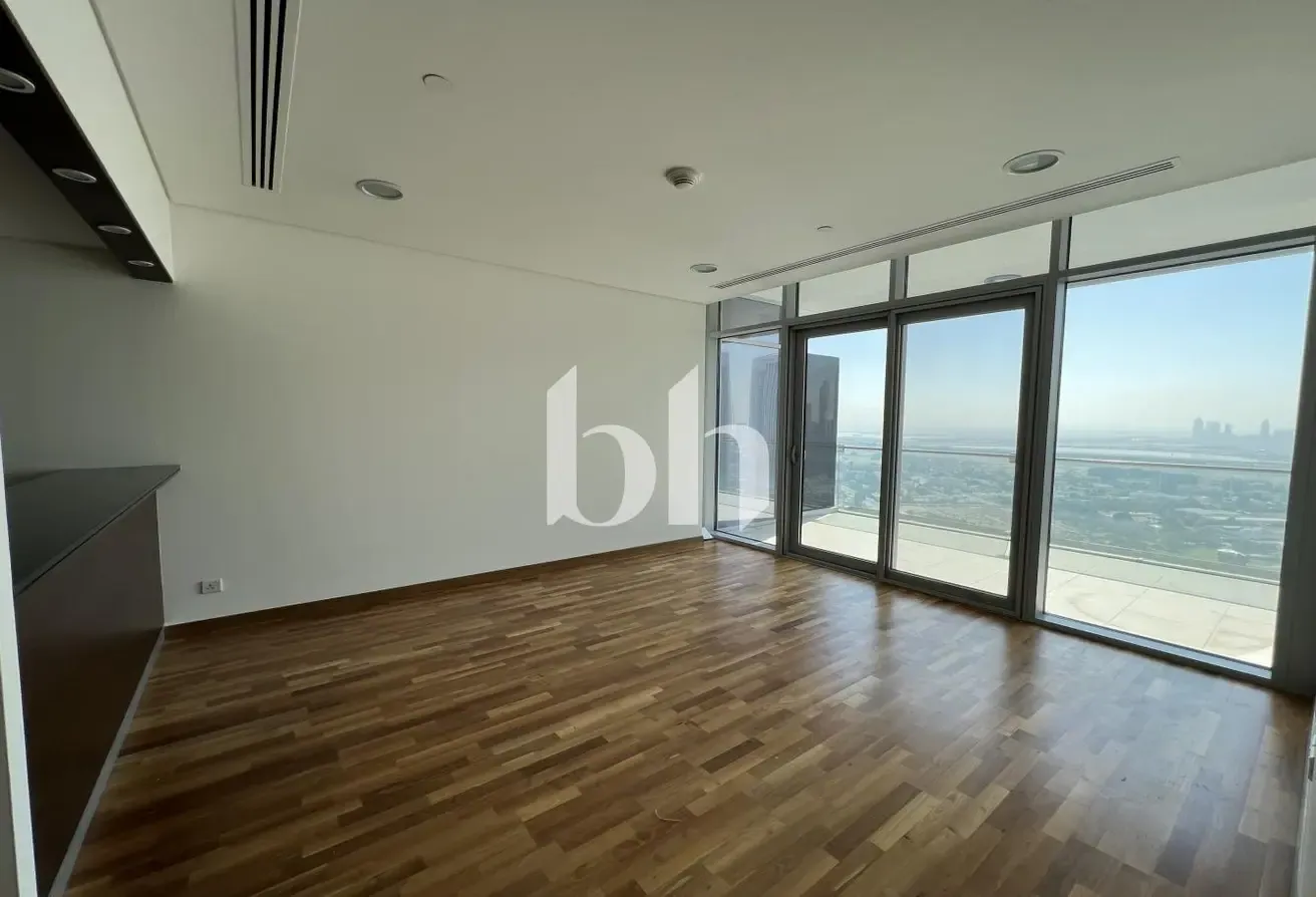 High floor| Za'abeel View| Ready to move in