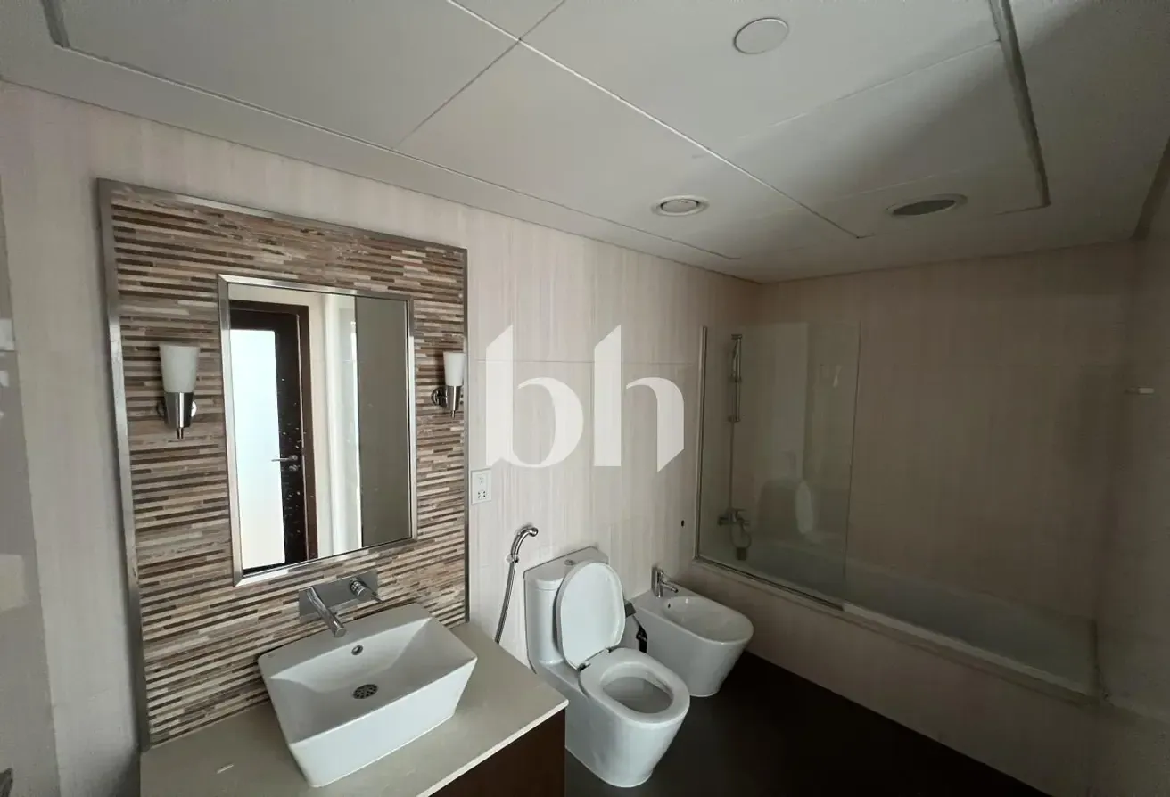 High floor| Za'abeel View| Ready to move in