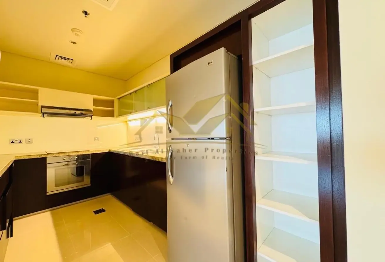 Chiller free / luxurious 2bedroom high floor 135k