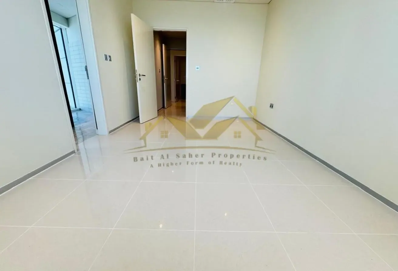 Chiller free / luxurious 2bedroom high floor 135k