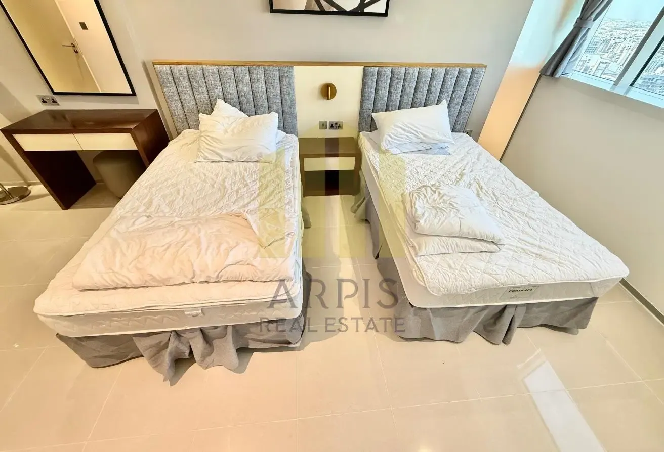 LUXURY 2 BED | CHILLER FREE | SEA VIEW
