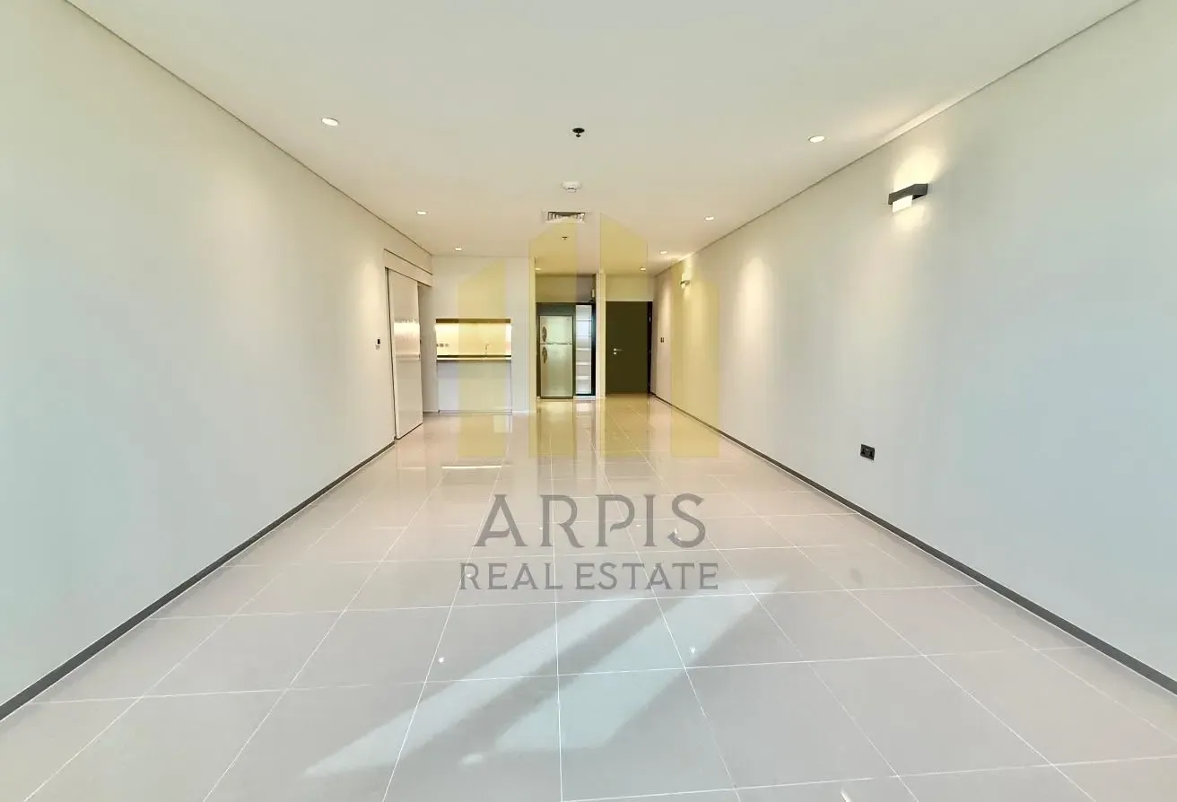 LUXURY 2 BR | SEA VIEW | CHILLER FREE | NEAR METRO