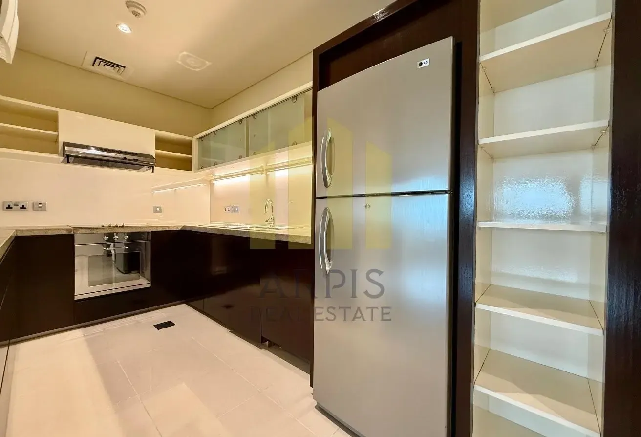 LUXURY 2 BR | SEA VIEW | CHILLER FREE | NEAR METRO