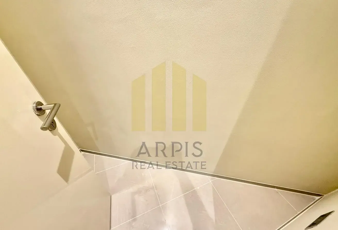 LUXURY 2 BR | SEA VIEW | CHILLER FREE | NEAR METRO