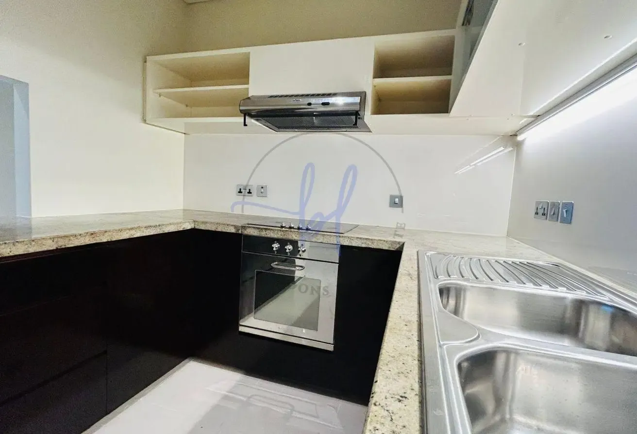 Higher Floor | Chiller Free |Sea View | Vacant