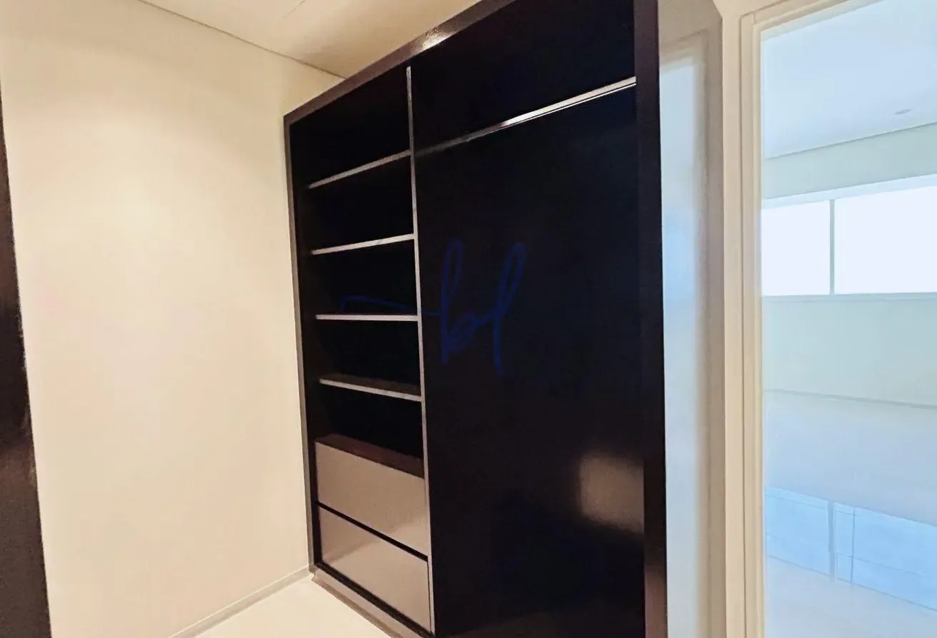 Higher Floor | Chiller Free |Sea View | Vacant