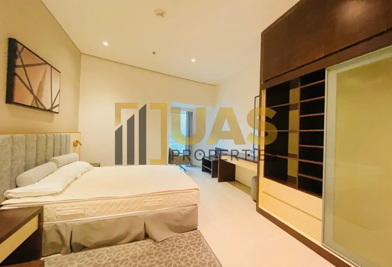 Modern living | chiller free | near metro