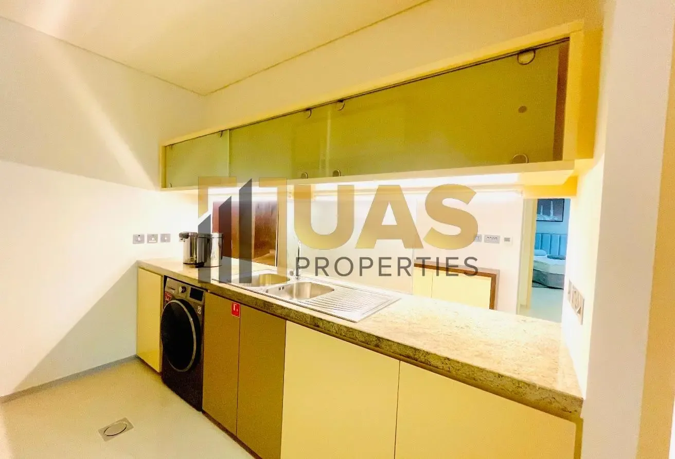Modern living | Chiller free | near metro