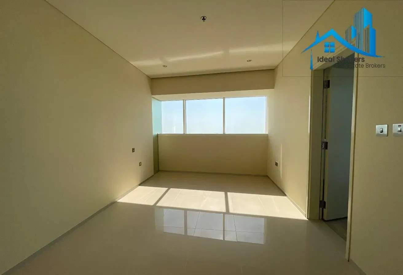 WELL MAINTAINED 2BHK || NEAR METRO || HUGE SIZE ||