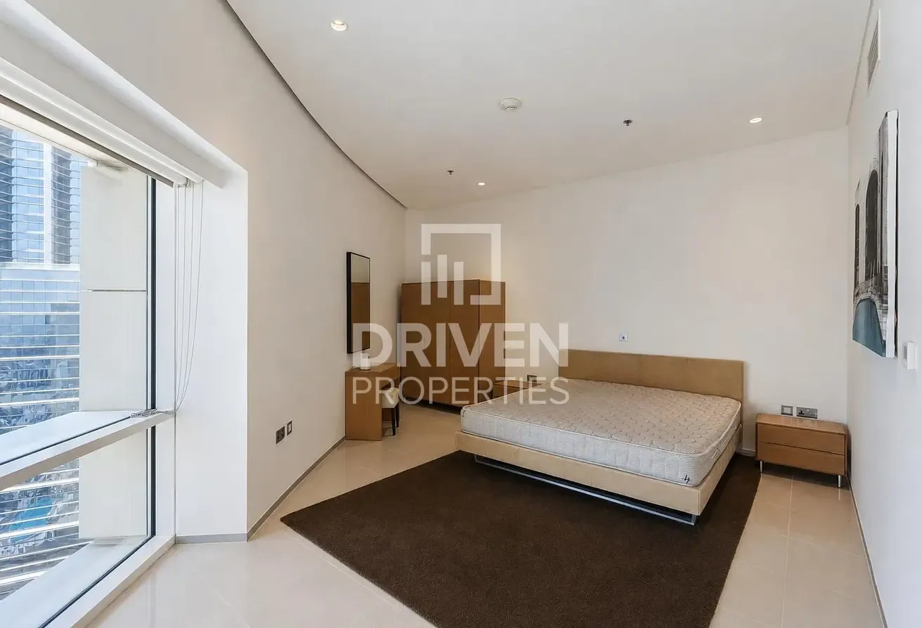 Spacious Apt | High Floor Sea View | Chiller Free
