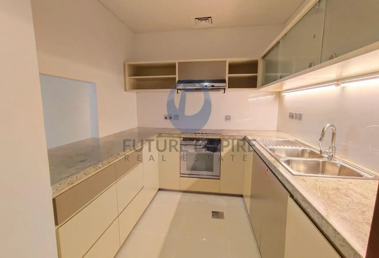 Luxury Furnished 2BR + Laundry+Store | Chiller Fre