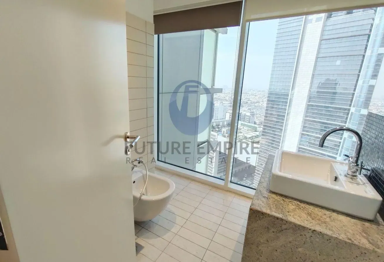 Luxury Furnished 2BR + Laundry+Store | Chiller Fre