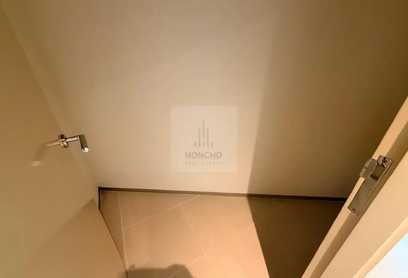 2 BR Apartment on Sheikh Zayed Road with Water View