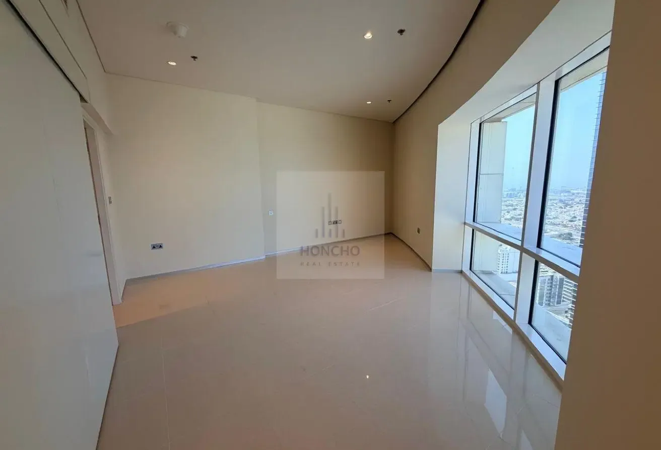 2 BR Apartment on Sheikh Zayed Road with Water View