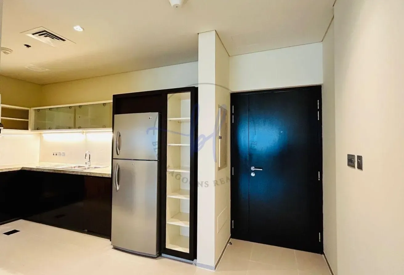 Higher Floor | Chiller Free |Sea View | Vacant