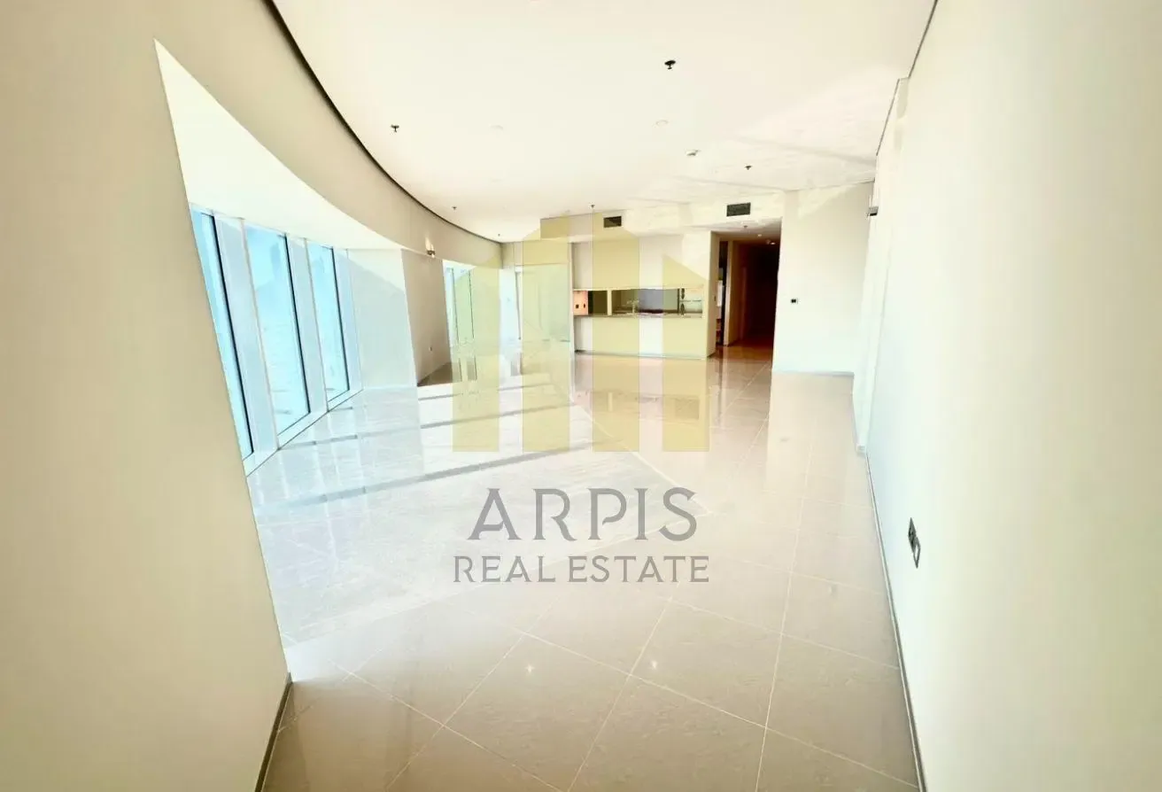 Luxury 2BR | Near Metro | Sheikh Zayed Rd