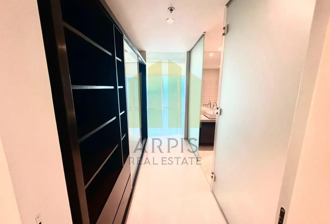 Luxury 2BR | Near Metro | Sheikh Zayed Rd