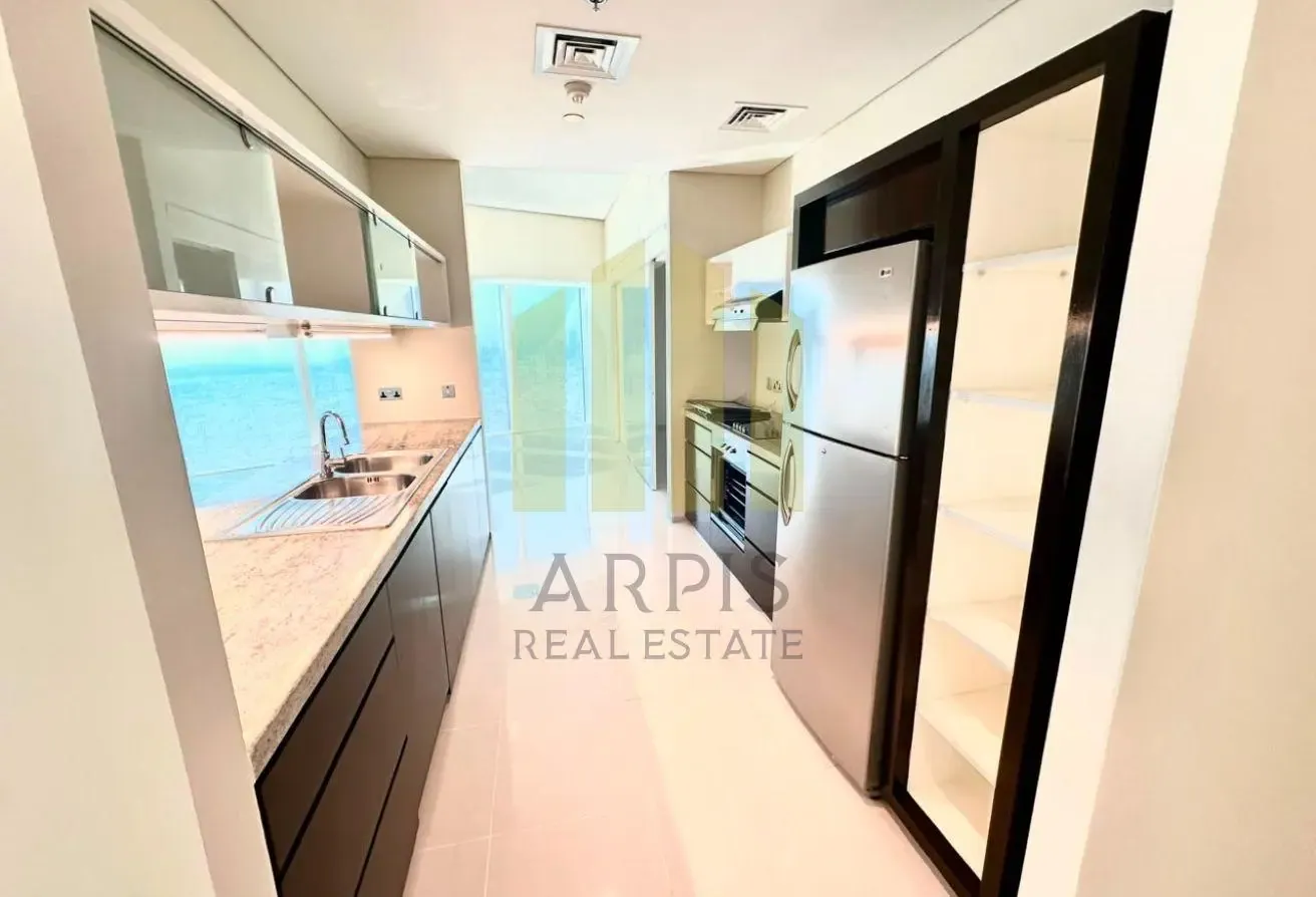 Luxury 2BR | Near Metro | Sheikh Zayed Rd