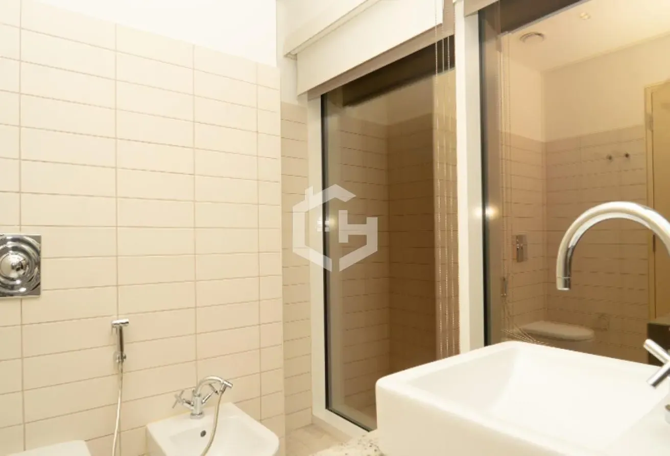 Spacious | High Floor | Near Metro | Stunning View