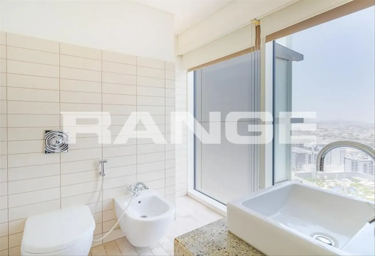 Fully Furnished | High Floor |City Skyline View