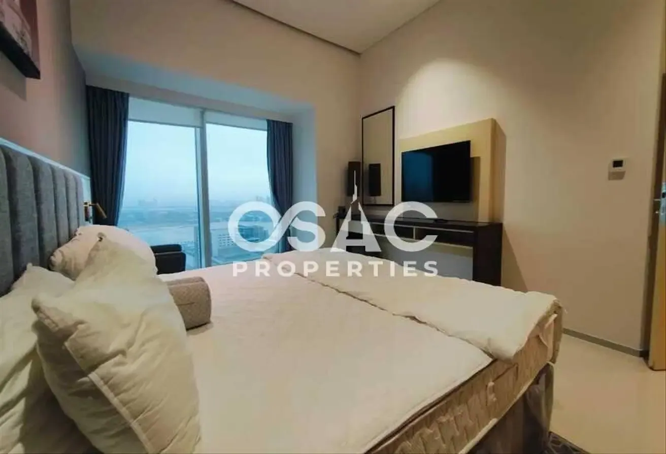 Luxury | Fully Furnished 2bhk | Chiller Free