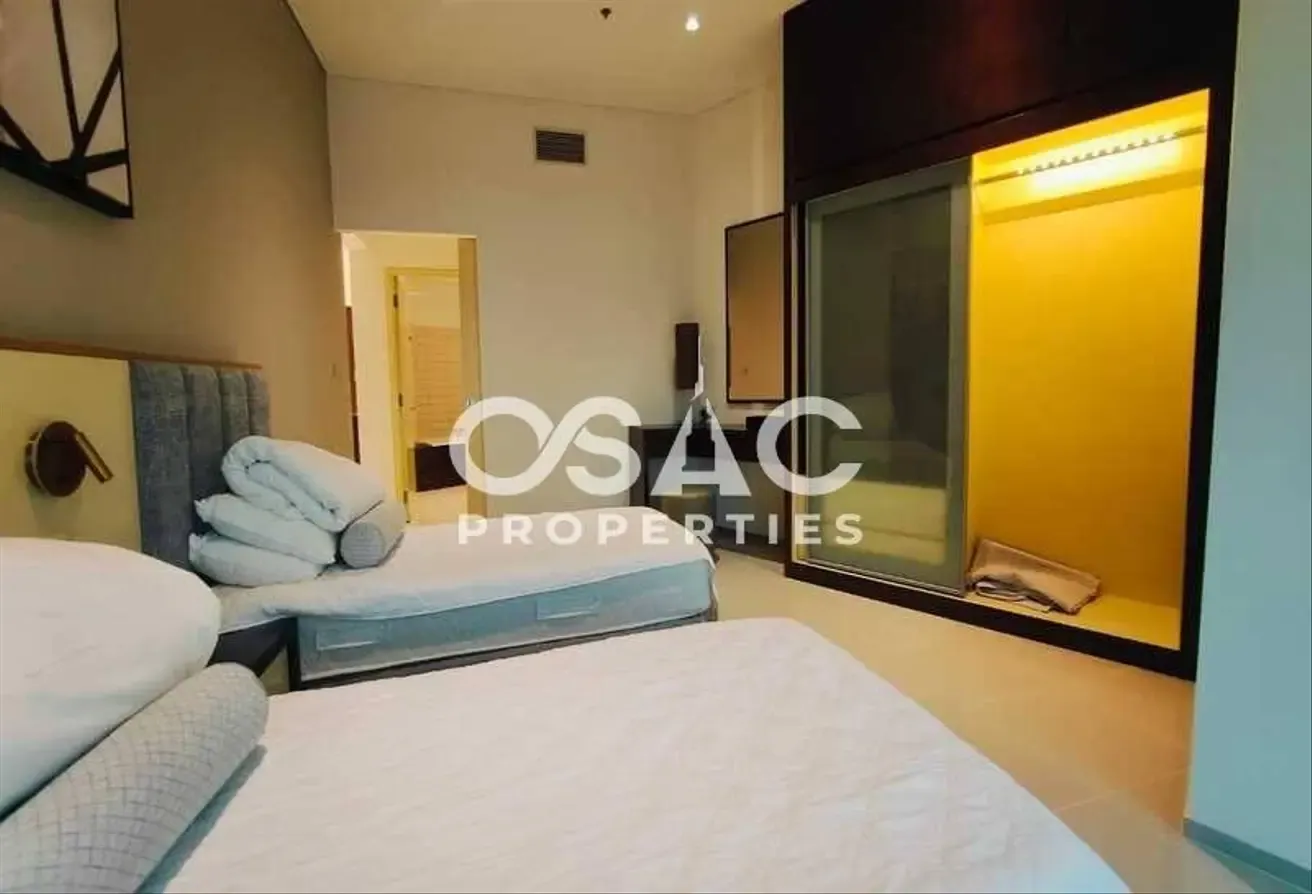 Luxury | Fully Furnished 2bhk | Chiller Free
