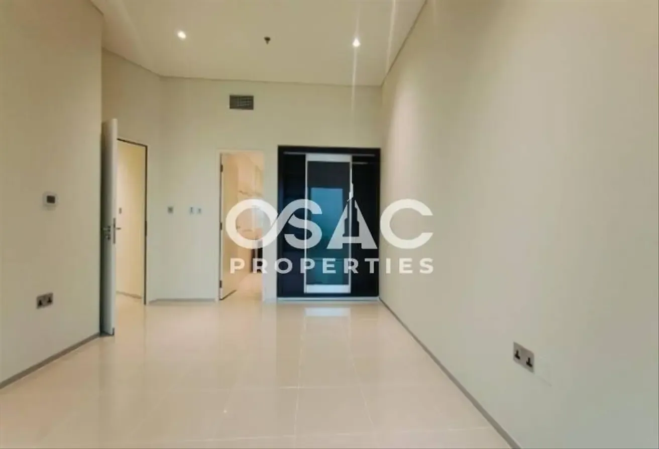 Spacious 2BHK | Prime Location | Iconic View