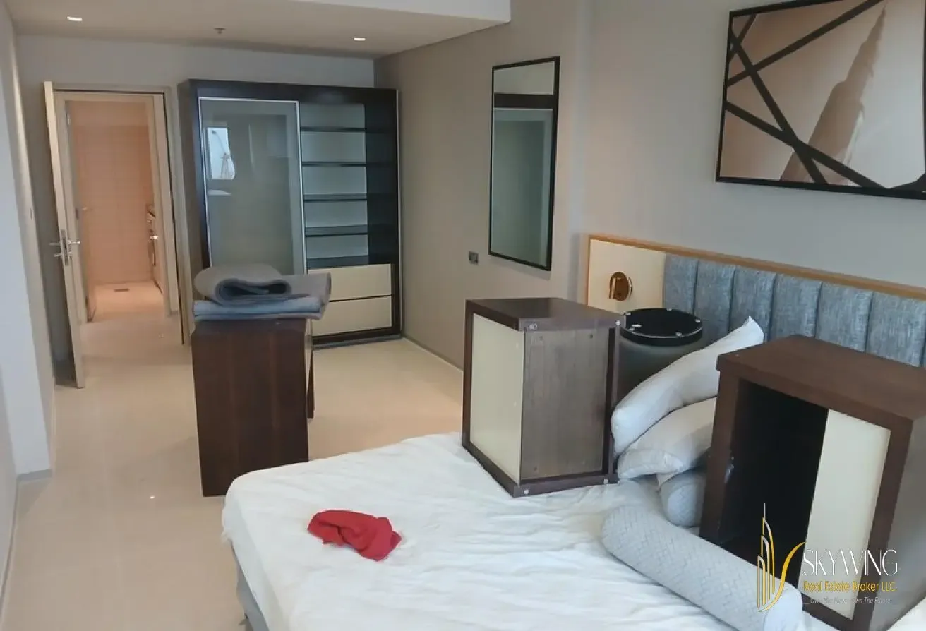 Luxury 2BR Apartment | Sea View | 4 Cheques